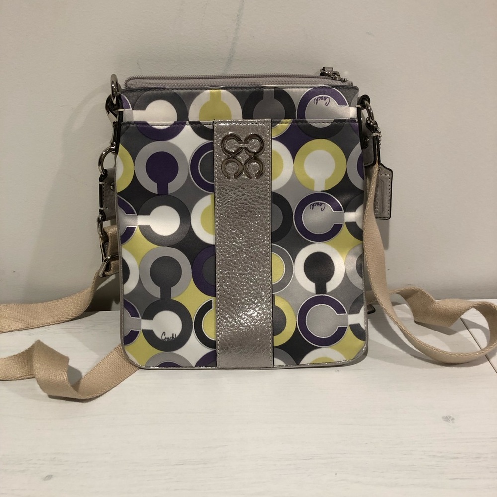 Coach spring/summer Crossbody! new without tags